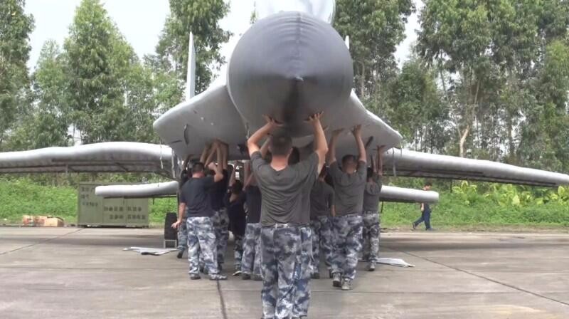 柳州部队充气飞机